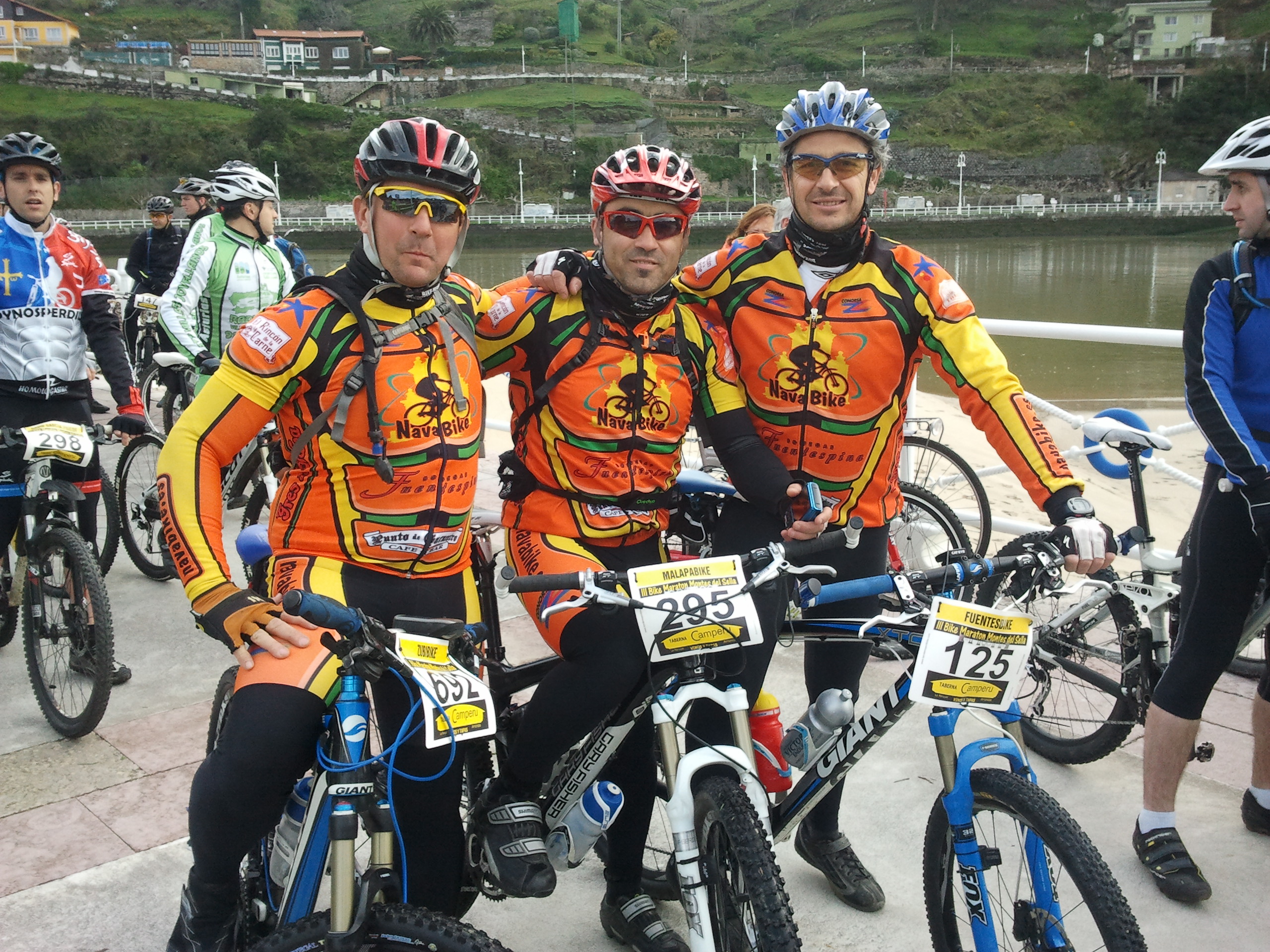 Zubi, Edu y Jose R. en Ribadesella 2012